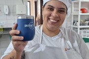 Entrega de brinde de aniversário mês de junho Paranaguá
